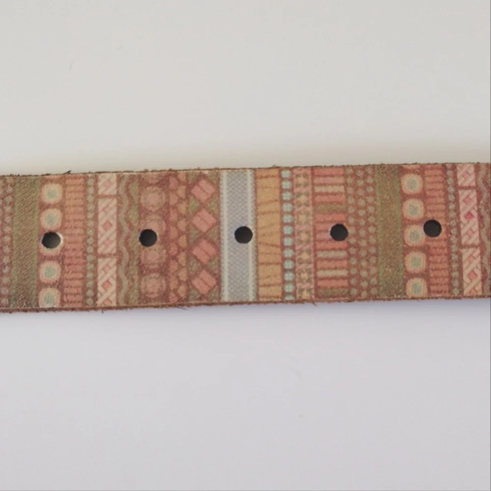 Fossil pastel print leather accented belt M